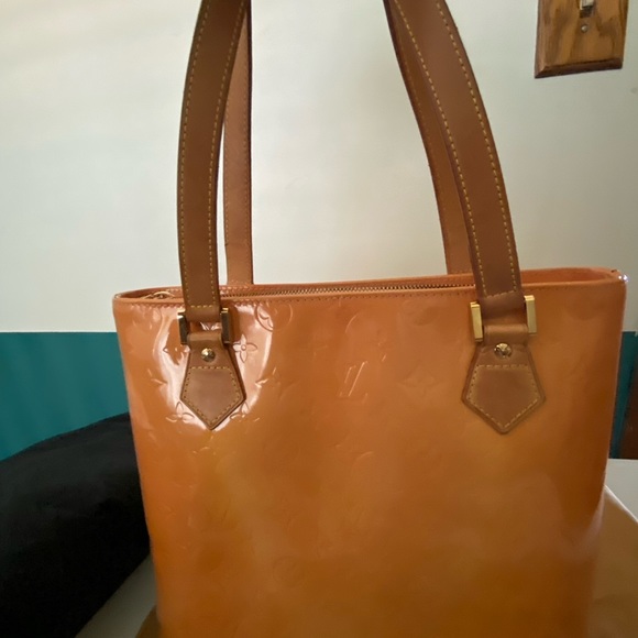 Vernis LV - Picture 5 of 14